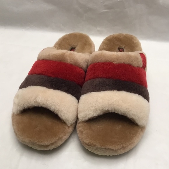 UGGS SANDALS - Picture 6 of 16